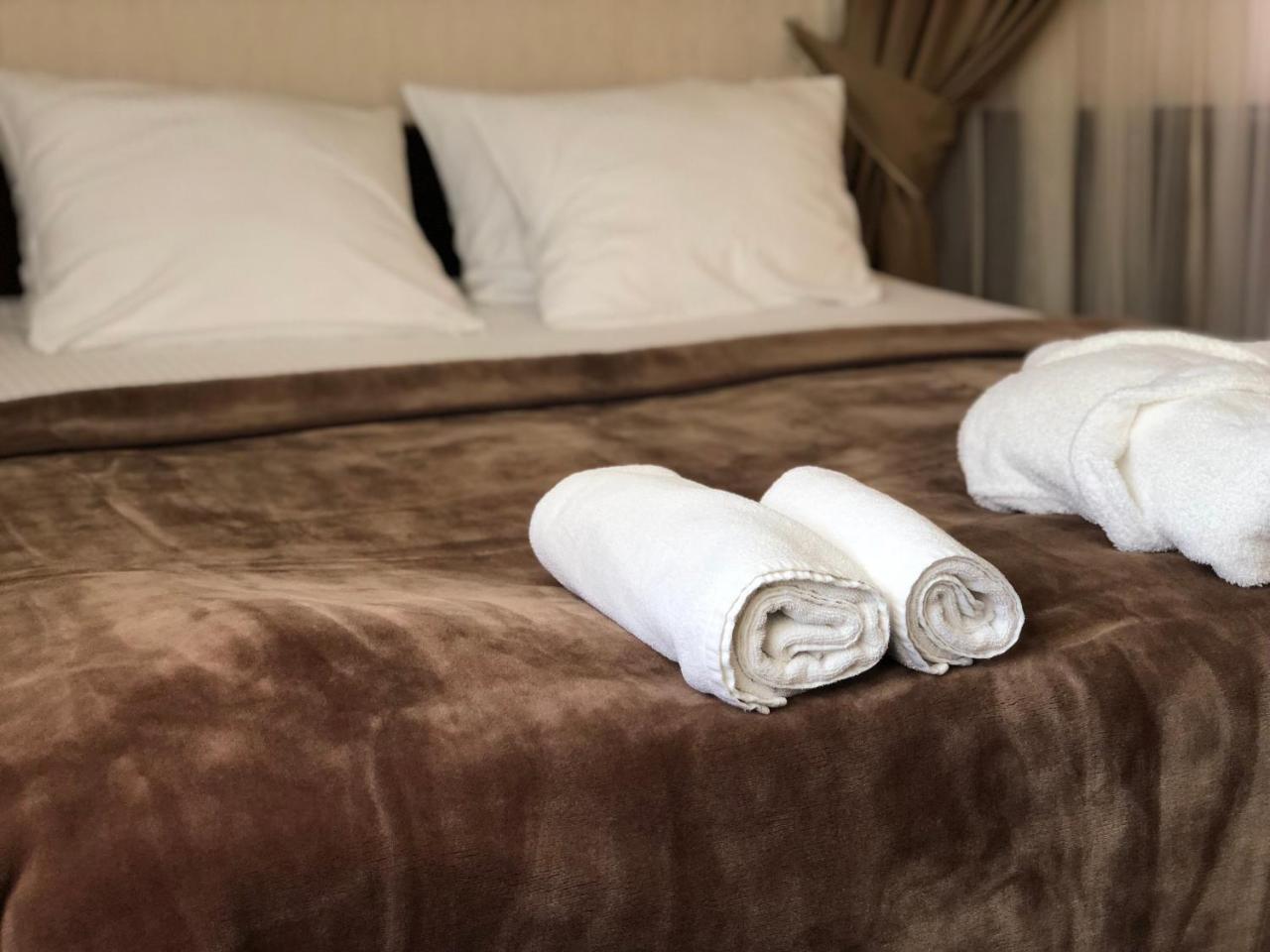 Hotel Dwor Choiny Kazimierówka Kültér fotó